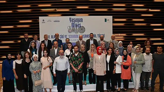 Yaşayan Miras Ulusal Çini ve Seramik Yarışması'nda ödüller sahiplerini buldu
