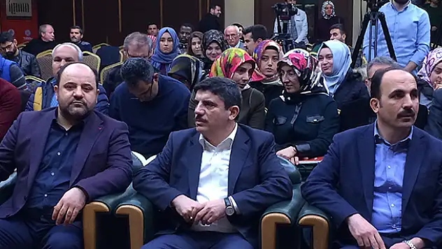 Yasin Aktay Konya'da