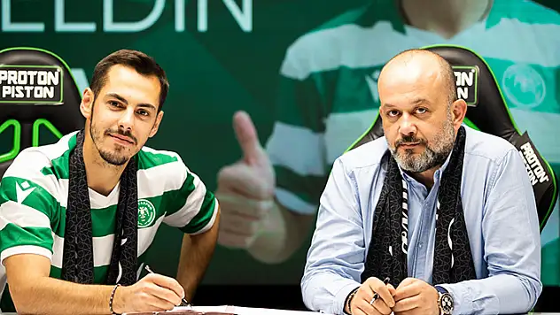 Yasir Subaşı Konyaspor'da

