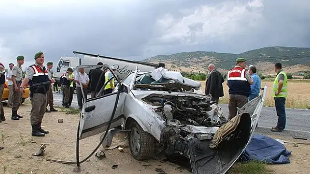 Yaşlı çifti ölüm bile ayıramadı