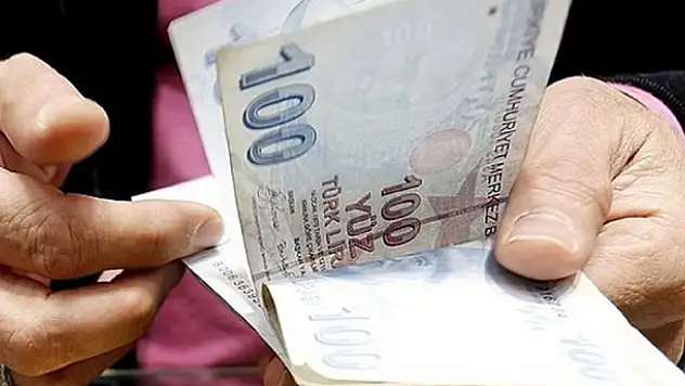 Yaşlıya ayda 797 lira