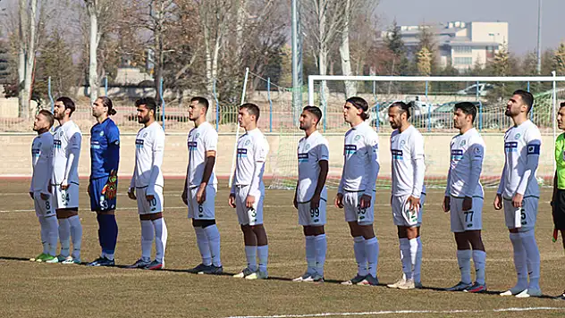Yavru Kartal'da 4 ayrılık