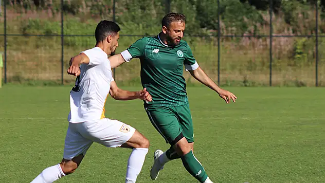 Yavru Kartal'a İzmirli hakem