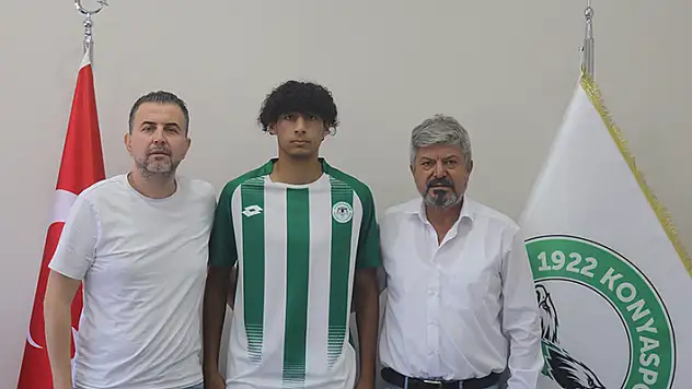 Yavru Kartal'da 3 isim imzayı attı