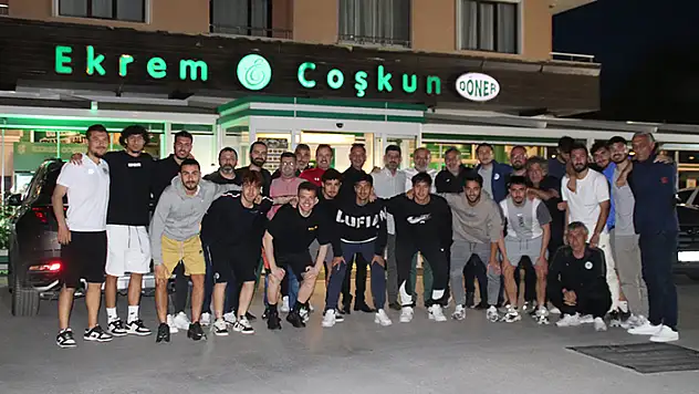 Yavru Kartal'da keyifler süper
