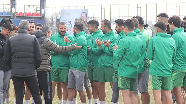 Yavru Kartal'ın rotası Akhisar
