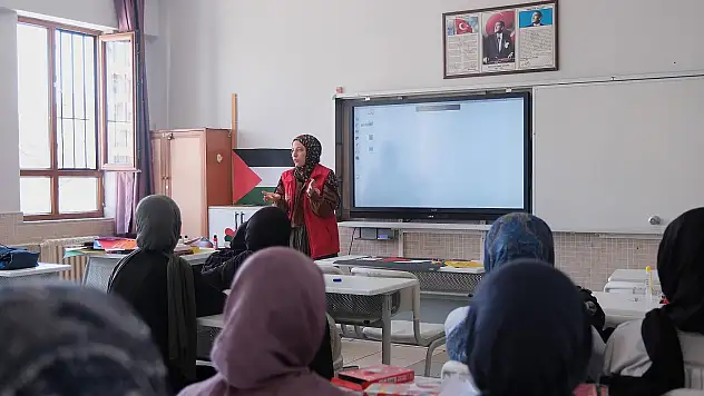 'Yaz Okulu'nda eğitim ve eğlence bir arada