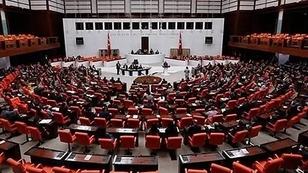 Yaz saati uygulaması kalıcı hale geliyor