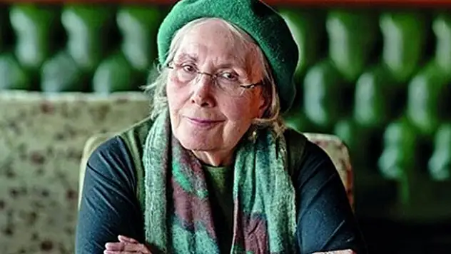 Yazar Adalet Ağaoğlu hayatını kaybetti