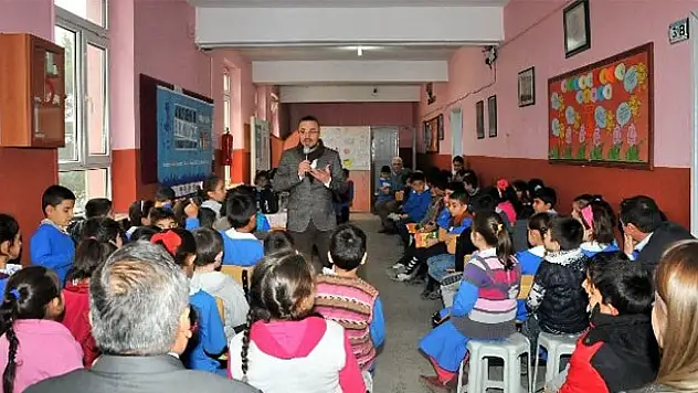 Yazar Bali Ve Çavdar Öğrencilerle Buluştu