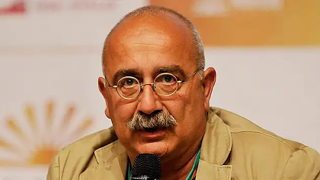 Yazar Nişanyan'a hücre hapsi
