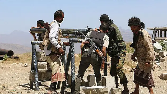 Yemen Dışişleri Bakanı Mihlafi: Husiler ile yürütülecek barış görüşmeleri yakında başlayabilir