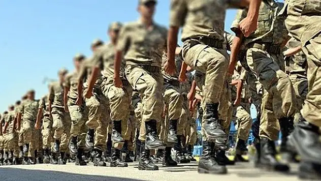 Yeni askerlik sisteminde flaş gelişme: Haftaya erken terhis