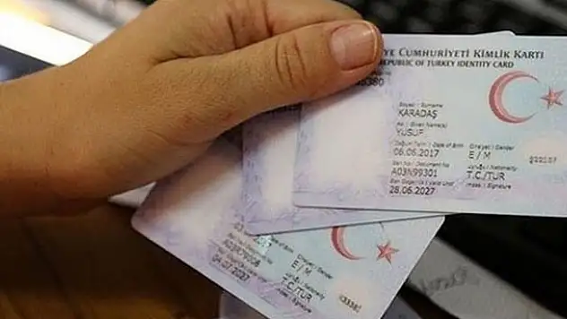 Yeni doğan bebek hastaneden çıkmadan kimliği çıkıyor