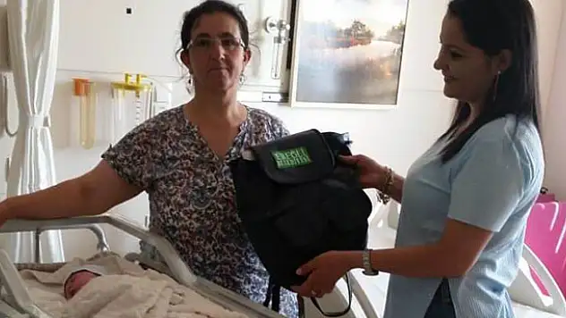 Yeni doğan bebeklere hediye