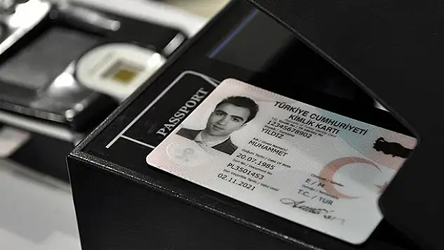 Yeni kimlikler 3 yıl içinde tüm vatandaşlara verilmiş olacak