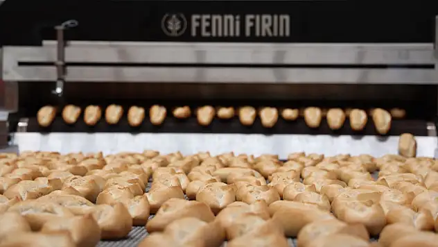 Yeni makineler ile Fenni Fırın'ın günlük kapasitesi 150 bine çıkacak! 