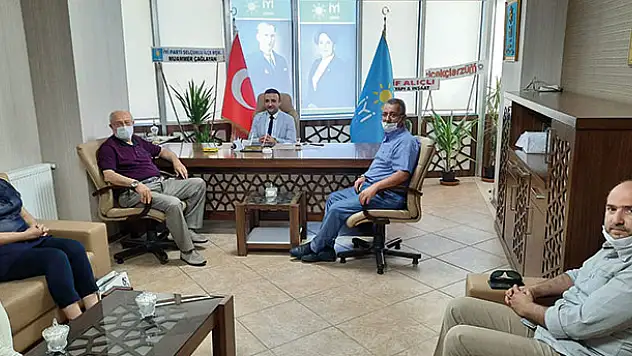 Yeni Meram'dan Başkan Tozoğlu'na 'hayırlı olsun' dileği