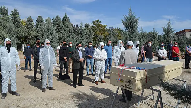 Yeni Meram gazetesi Genel Yayın Yönetmeni Gümüş'ün annesine son görev