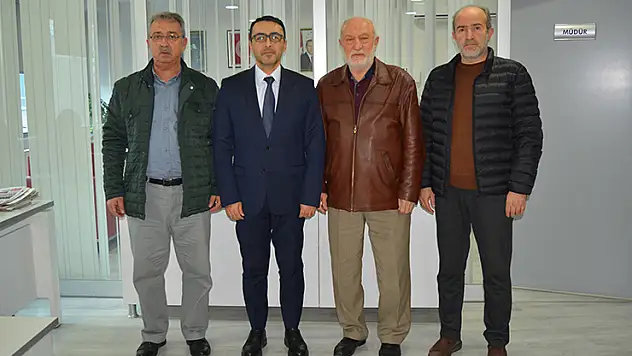 Yeni Meram'dan, Müdür Parlak'a hayırlı olsun ziyareti