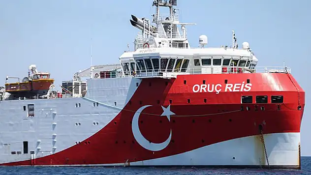 Yeni Navtex ilan edildi, Oruç Reis çalışmalarını sürdürecek