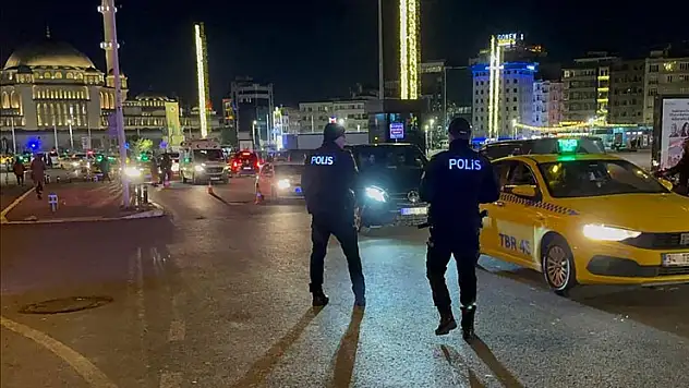 Yeni yılın ilk 'Huzur İstanbul' uygulamasında 816 kişi gözaltına alındı