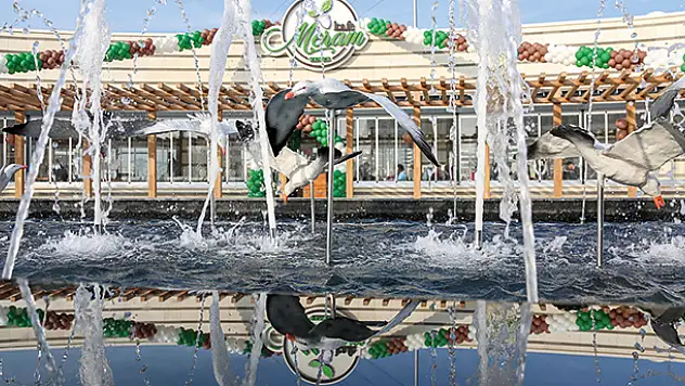 Yenice Parkı ve Yenice Parkı Kafe Meram hizmete başladı