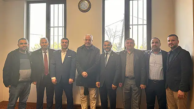 Yeniden Refah Partisi Konya'da seçim çalışmalarını sürdürüyor