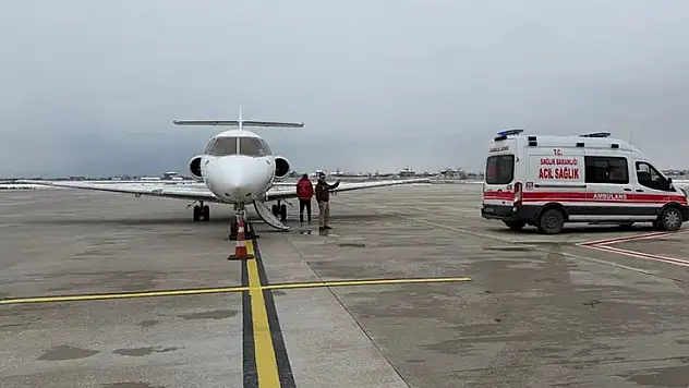 Yenidoğan bebek uçak ambulansla Konya'ya sevk edildi