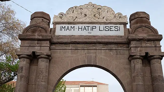 Yenileme çalışması başlayacak Konya İmam Hatip Lisesi için bağış kampanyası