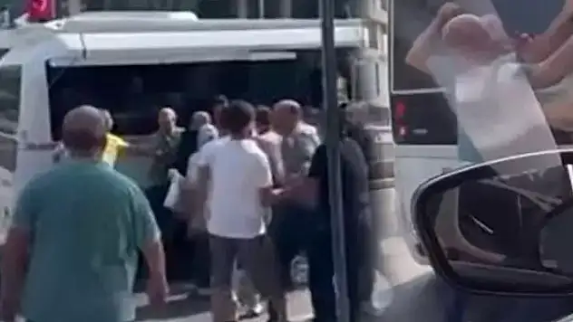 Yer: Adana! Dolmuş şoförü trafikte darp edildi
