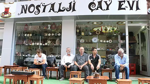 Yer: Konya! Müze değil çay evi...
