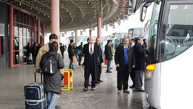 Yerli turist akrabasına koştu!
