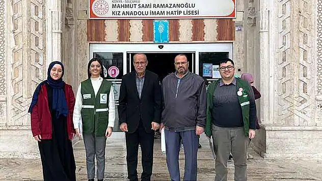 Yeşilay Konya Şubesi'nden lise kulüplerine ziyaret