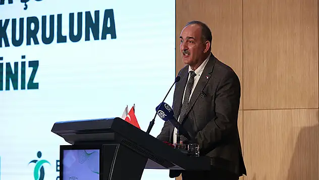 Yeşilay Konya'da olağan genel kurul toplantısı gerçekleşti