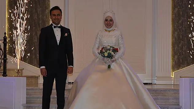 Yeşilbel ve Topuz ailelerinin mutlu günü