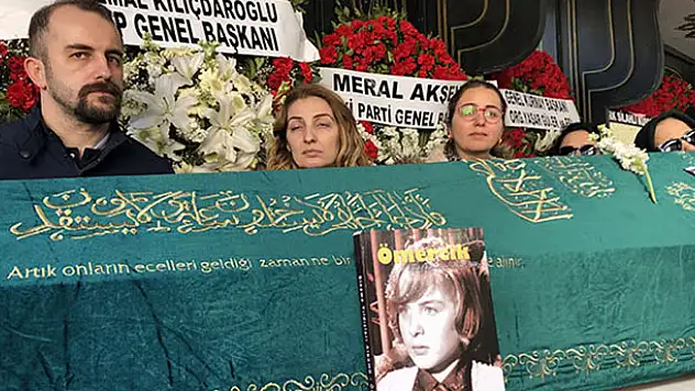 Yeşilcam'ın Ömercik'i son yolculuğuna uğurlandı