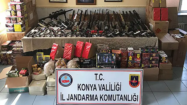 Yetki belgesi olmayan silahlara el konuldu
