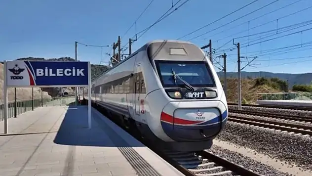 YHT hattına yüksek gerilim hattı koptu, Konya treni 2 saat gecikmeli hareket etti
