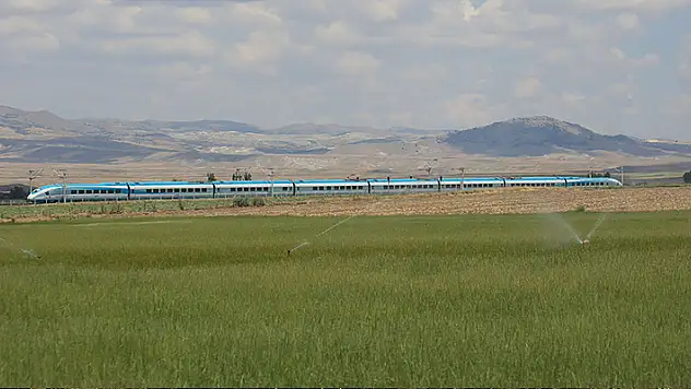 YHT ile seyahat eden yolcu sayısı 86 milyonu geçti!

