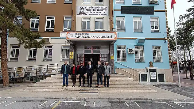 Yiğit, Meram ilçesinde okul ziyaretinde bulundu
