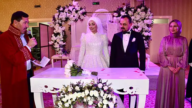 Yiğit ve Solmaz aileleri akraba oldu