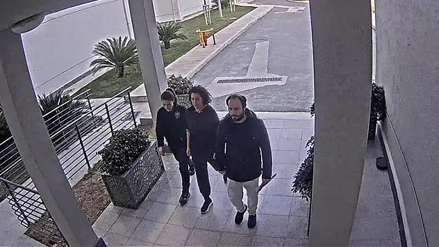 Yıkılan otelin ortağı İstanbul Havalimanı'nda yakalandı

