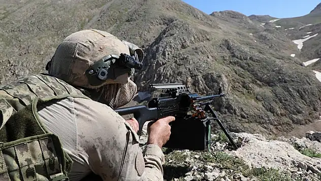 Yıl içerisinde etkisiz hale getirilen terörist sayısı 2 bin 120'ye ulaştı
