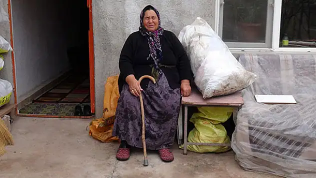 Yılbaşında satacağı hindileri çalınan yaşlı kadın hüngür hüngür ağladı