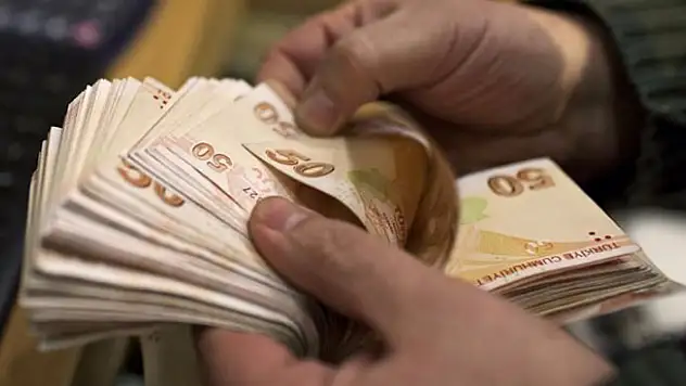 Yılbaşından itibaren herkesin maaşından kesilecek
