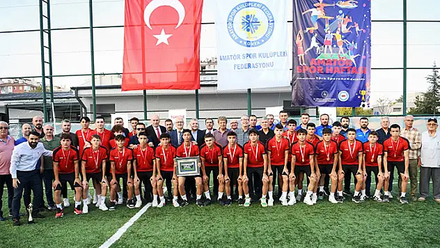 Yılın 'EN'leri ödüllerini aldı
