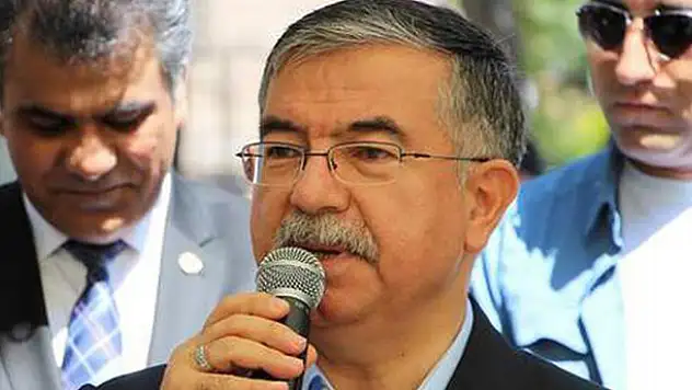Yılmaz: Sözleşmeli öğretmen maaşları.....