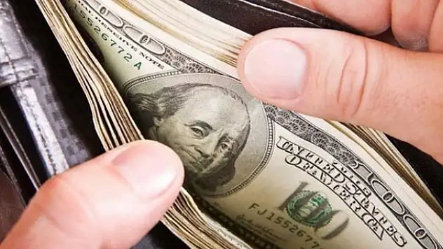 Yılsonu dolar kuru beklentisi 6,18