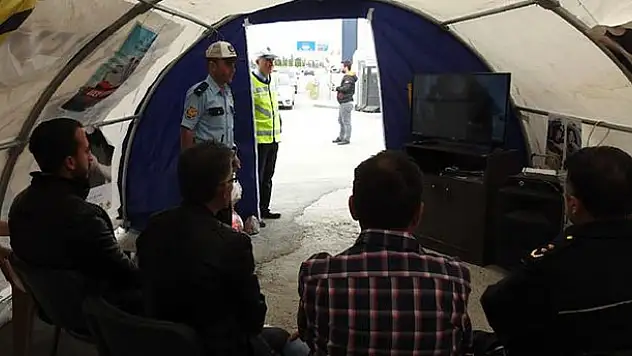 Yok böyle ceza! Yolcuları tek ek otobüsten indirip...